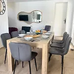Les Cinq Soleils * Roquebrune-sur Argens