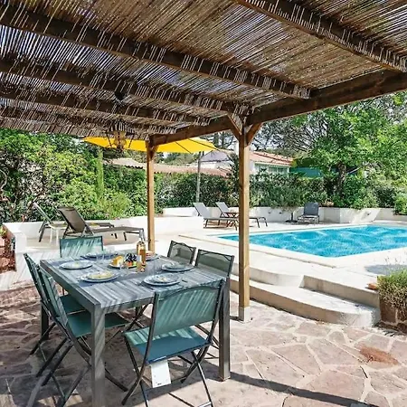 Les Cinq Soleils Villa